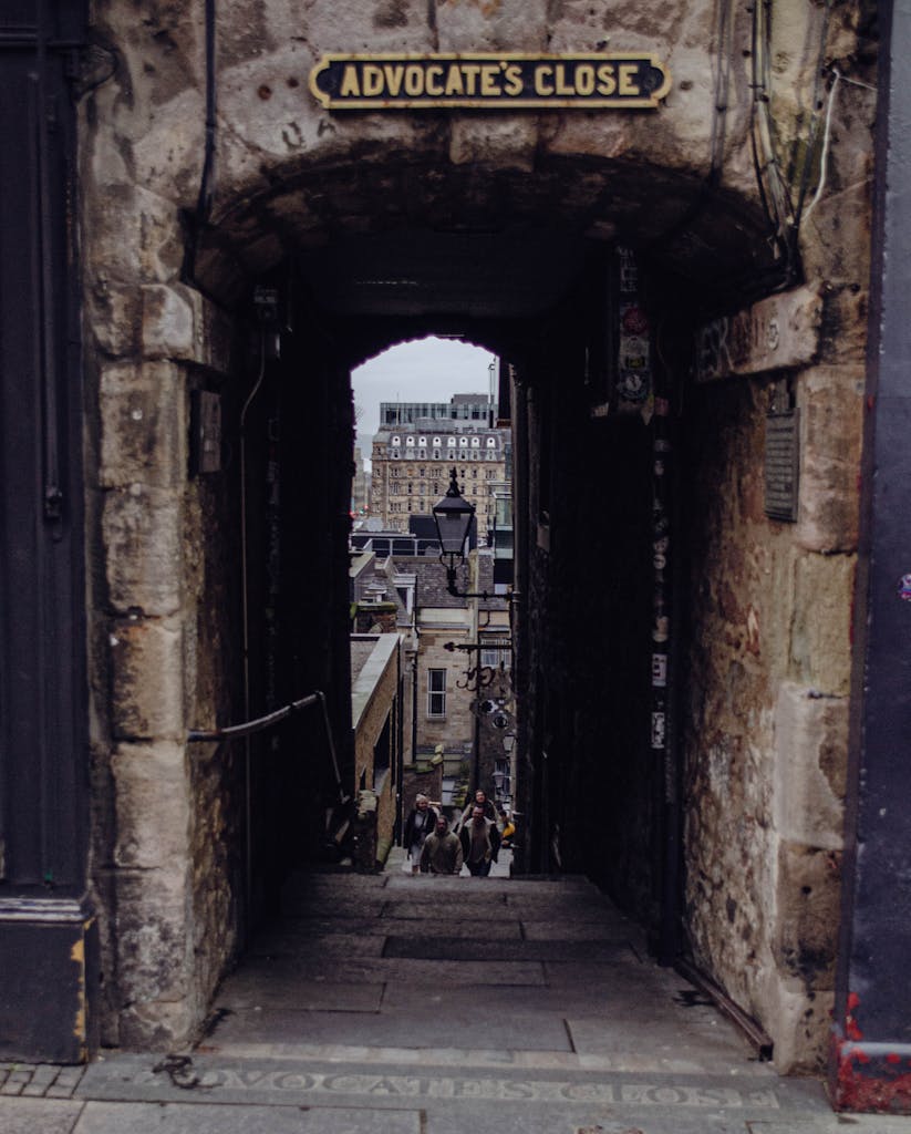 Things to Do in Edinburgh for Couples